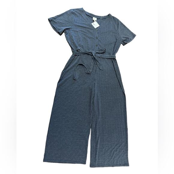 Hayden Pants - Hayden Women’s XXXL Blue Striped Jumpsuit Button Down and Tie Belt NWT